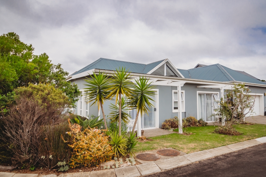 3 Bedroom Property for Sale in Kraaibosch Country Estate Western Cape